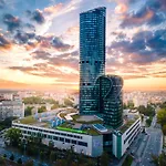 Daire Sky Tower Wroclaw