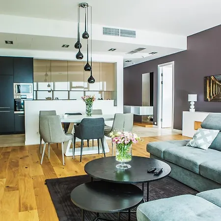 Apartment Sky Tower Breslau