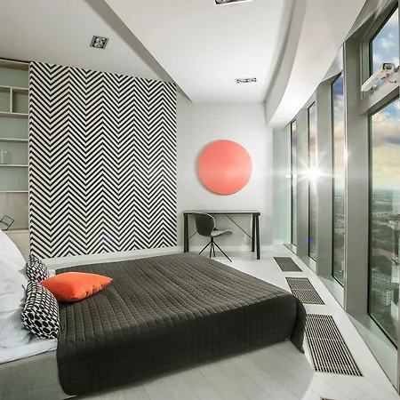 Sky Tower Apartment *