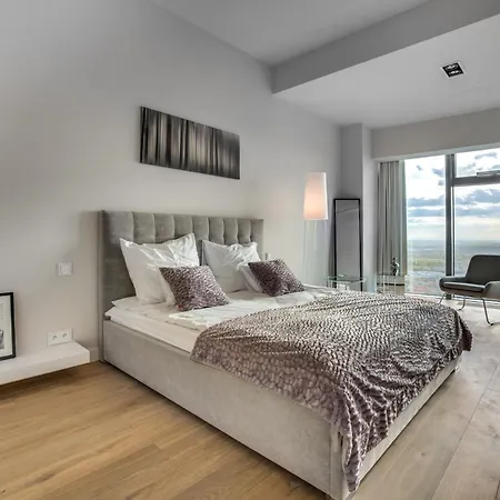 Apartment Sky Tower *