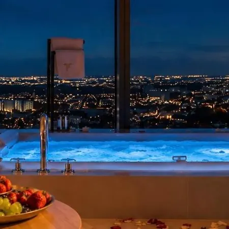 Apartment Sky Tower *