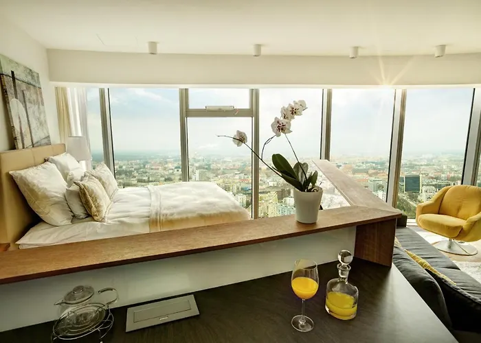 Sky Tower Apartment *